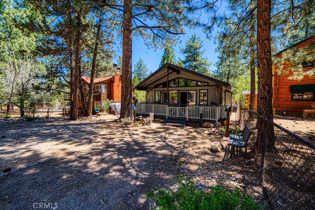 1150 Pine Ridge Lane