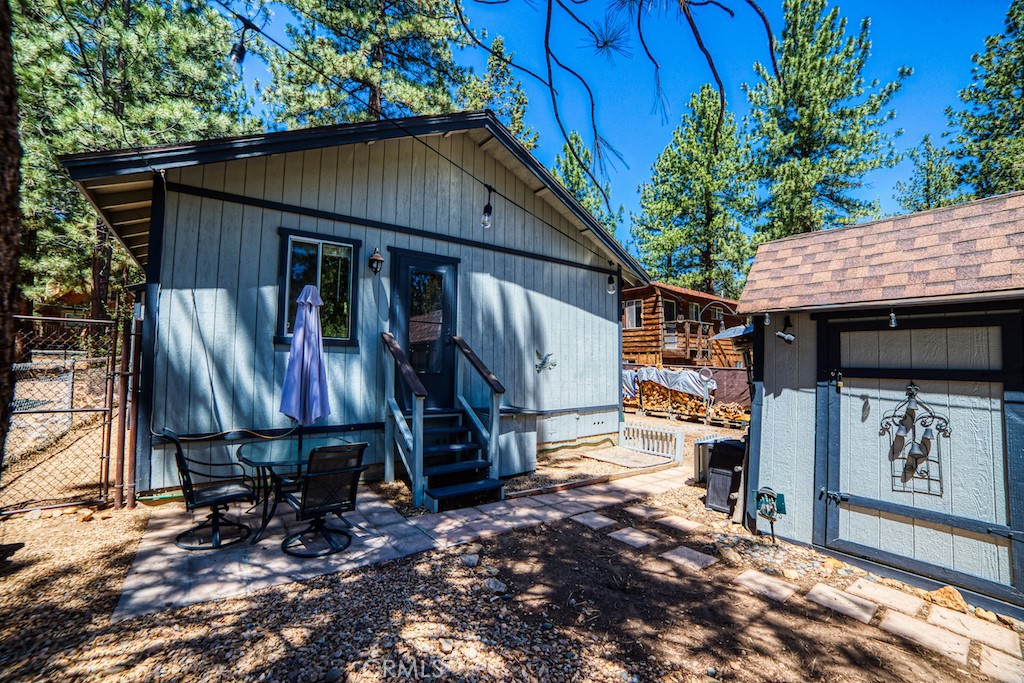 1150 Pine Ridge Lane