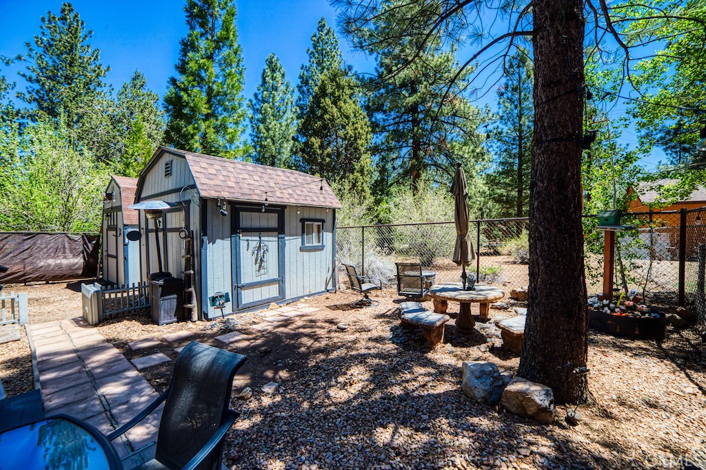 1150 Pine Ridge Lane