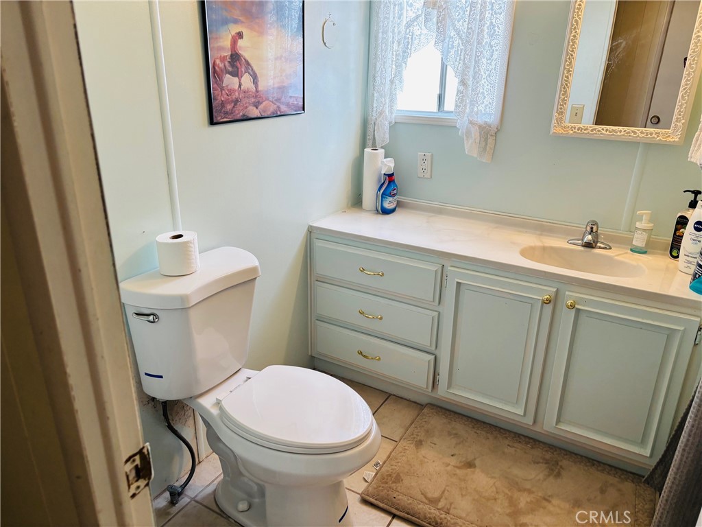 13393 Mariposa Road 115