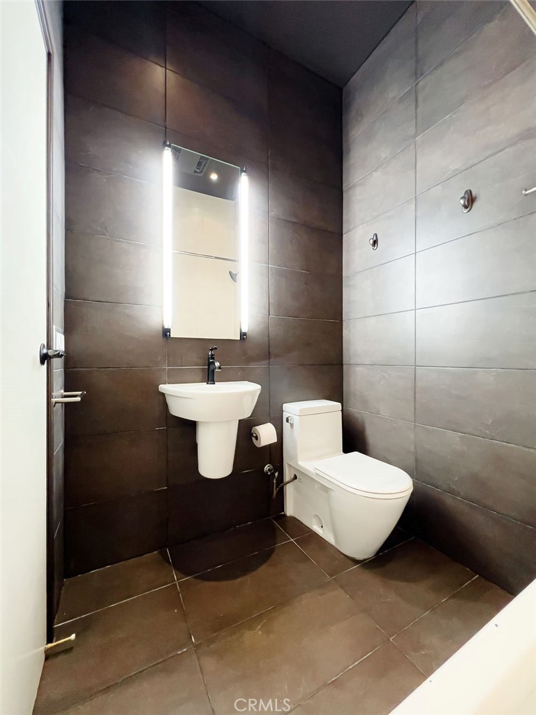 101 W Mission Boulevard 327