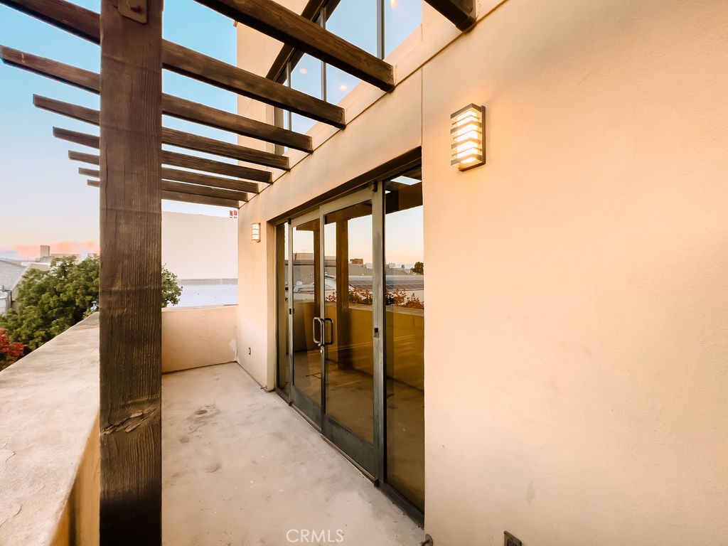 101 W Mission Boulevard 327