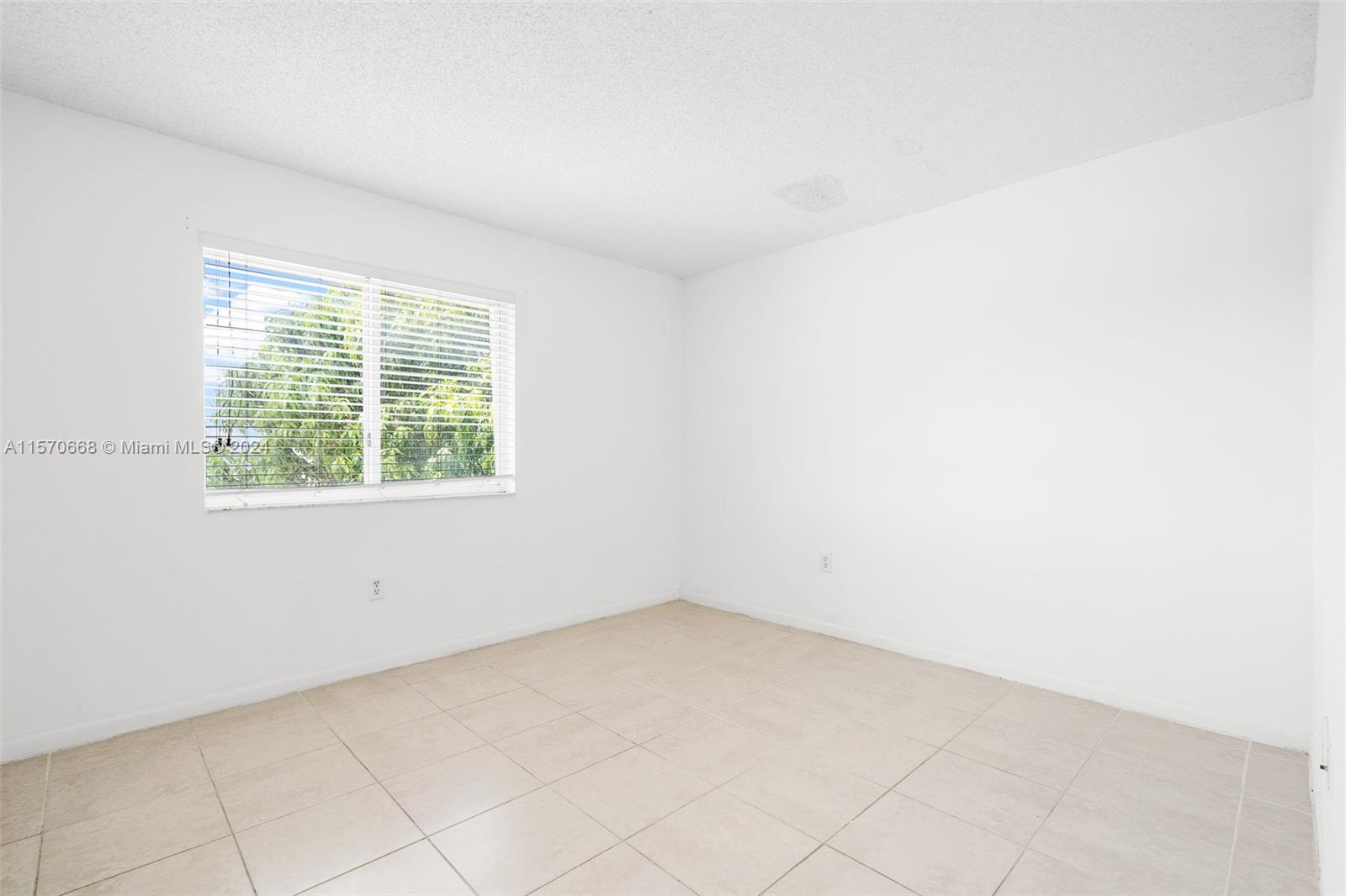 311 NW 82nd Ave # 1205