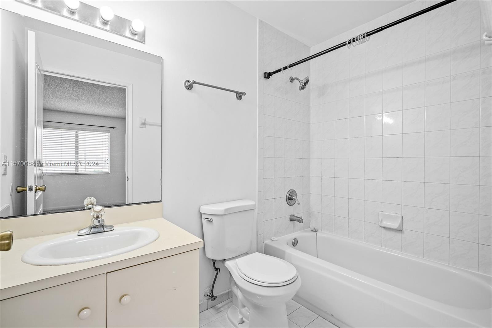 311 NW 82nd Ave # 1205