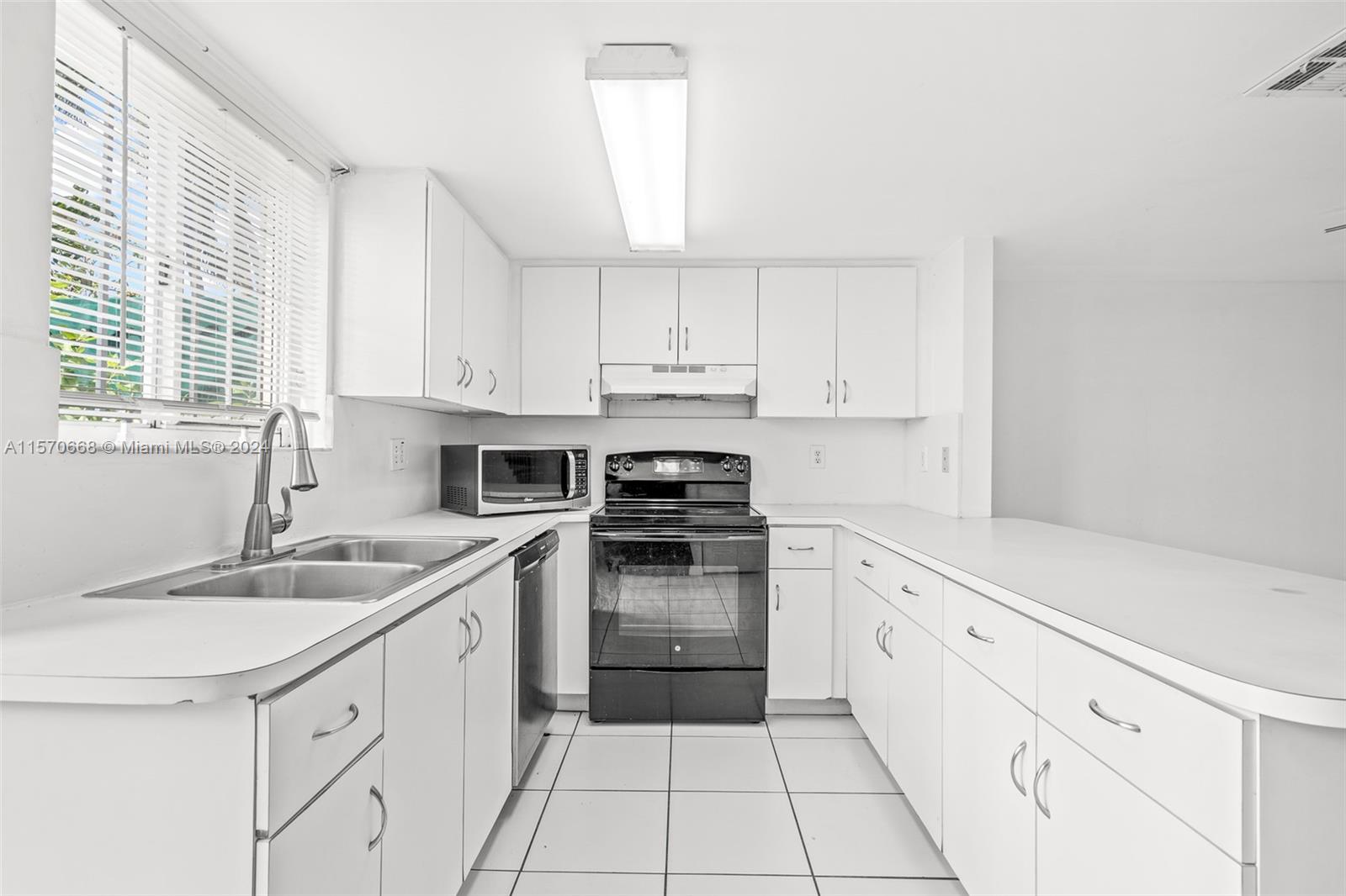 311 NW 82nd Ave # 1205