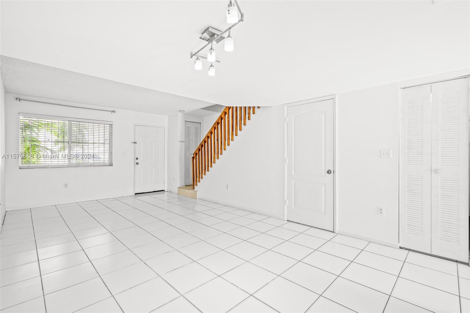 311 NW 82nd Ave # 1205
