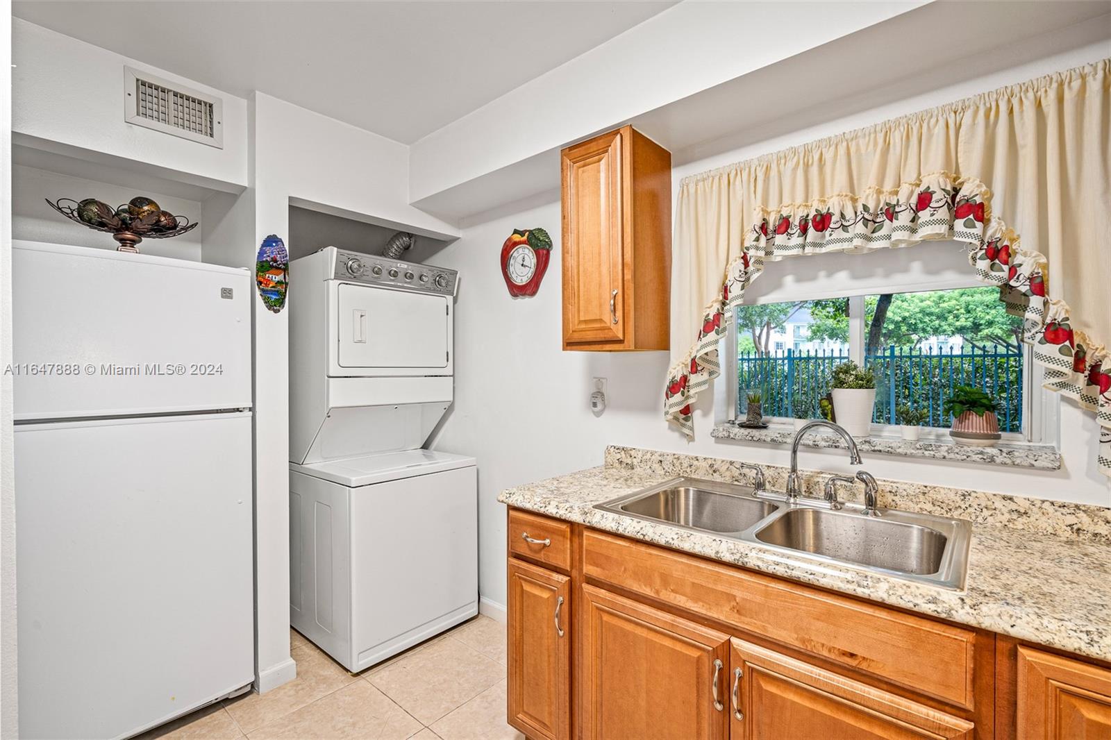 8270 SW 149th Ct # 104 Unit: 10-104