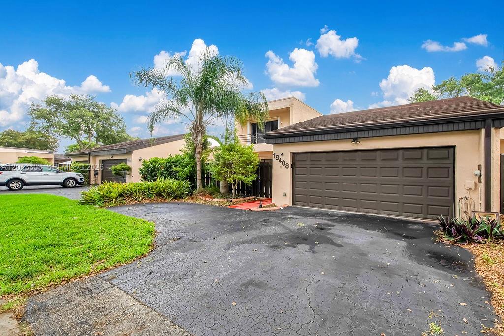 19408 W Lake Dr