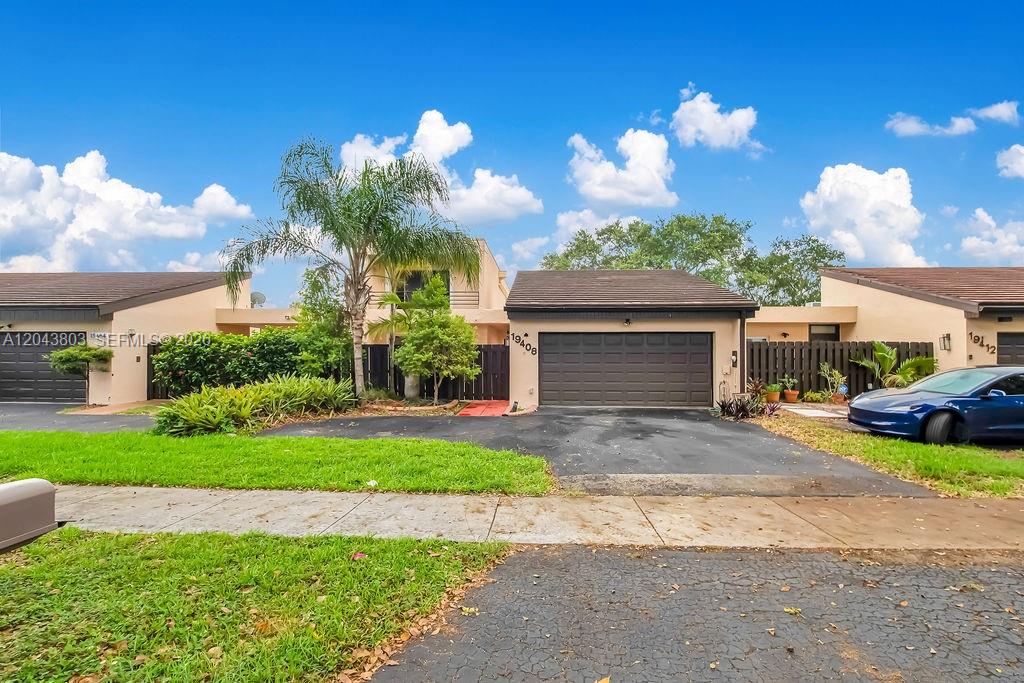 19408 W Lake Dr