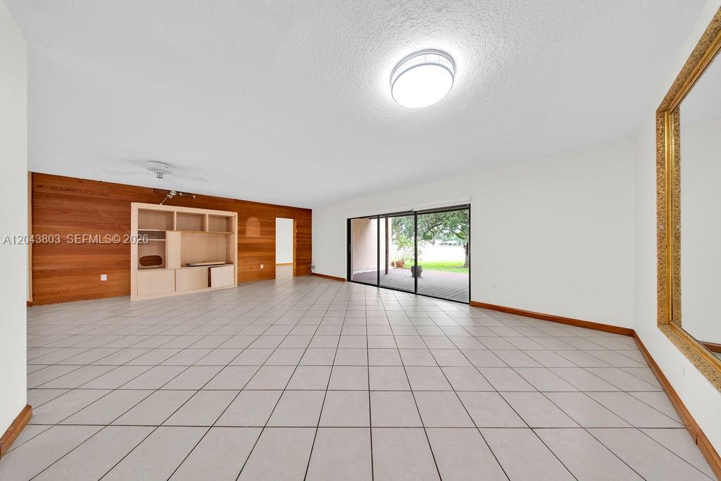 19408 W Lake Dr