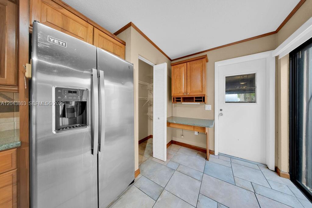 19408 W Lake Dr