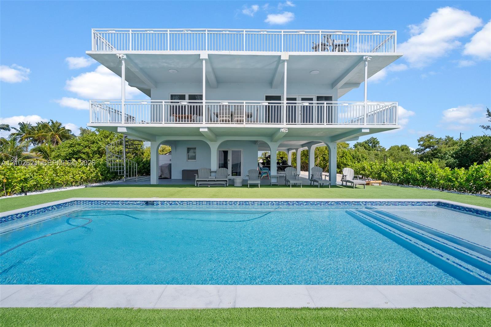 57652 Overseas Hwy