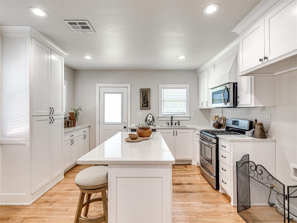 721 NW 26th Street