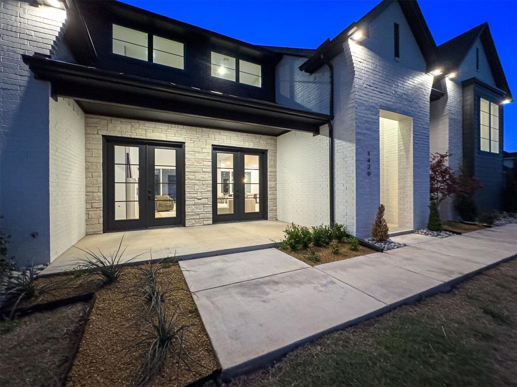 1429 Pedras Place