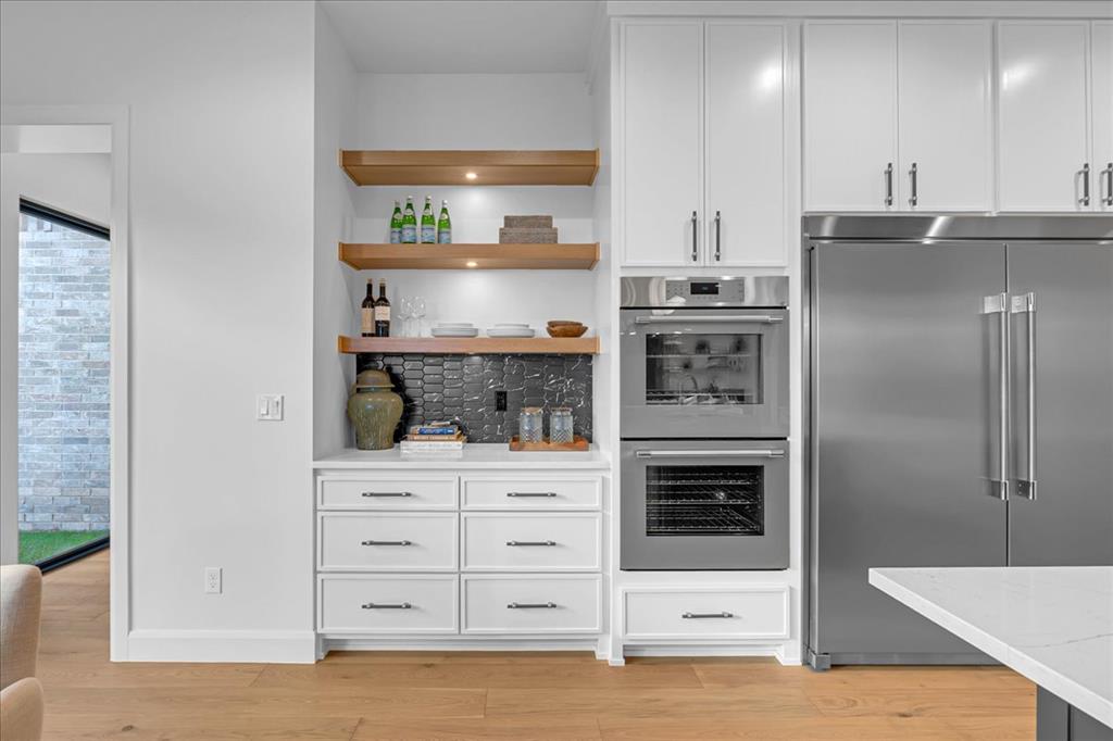 3917 Stone Bluff Way