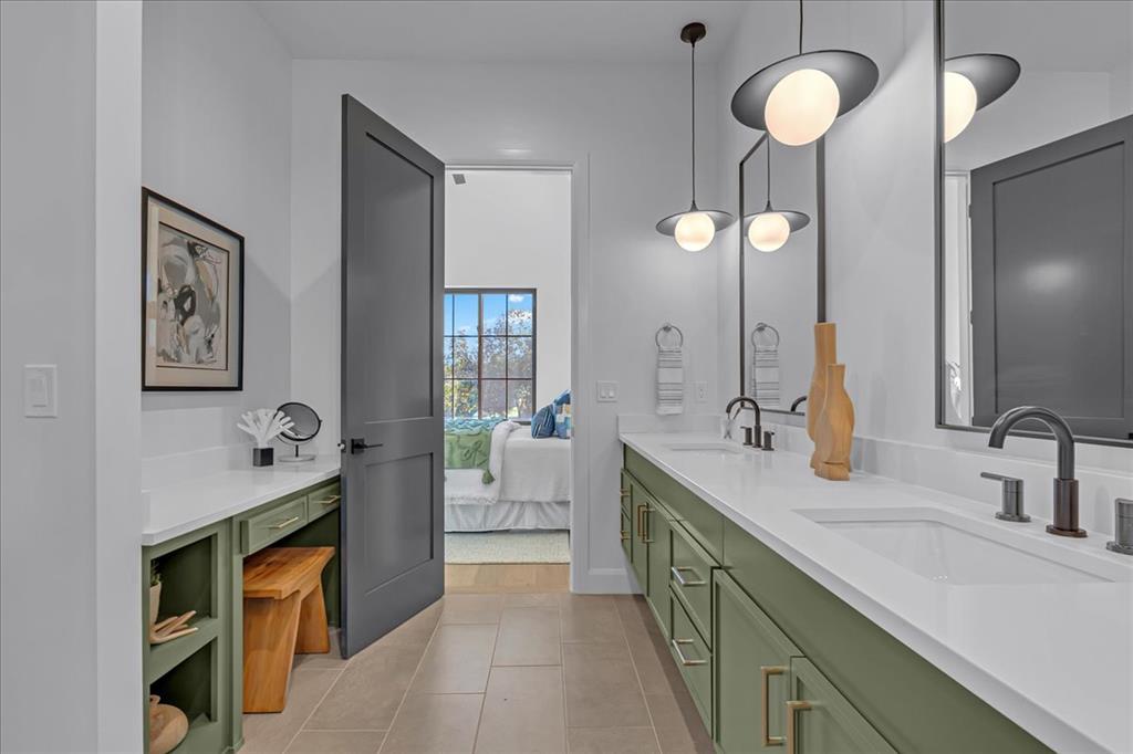 3917 Stone Bluff Way