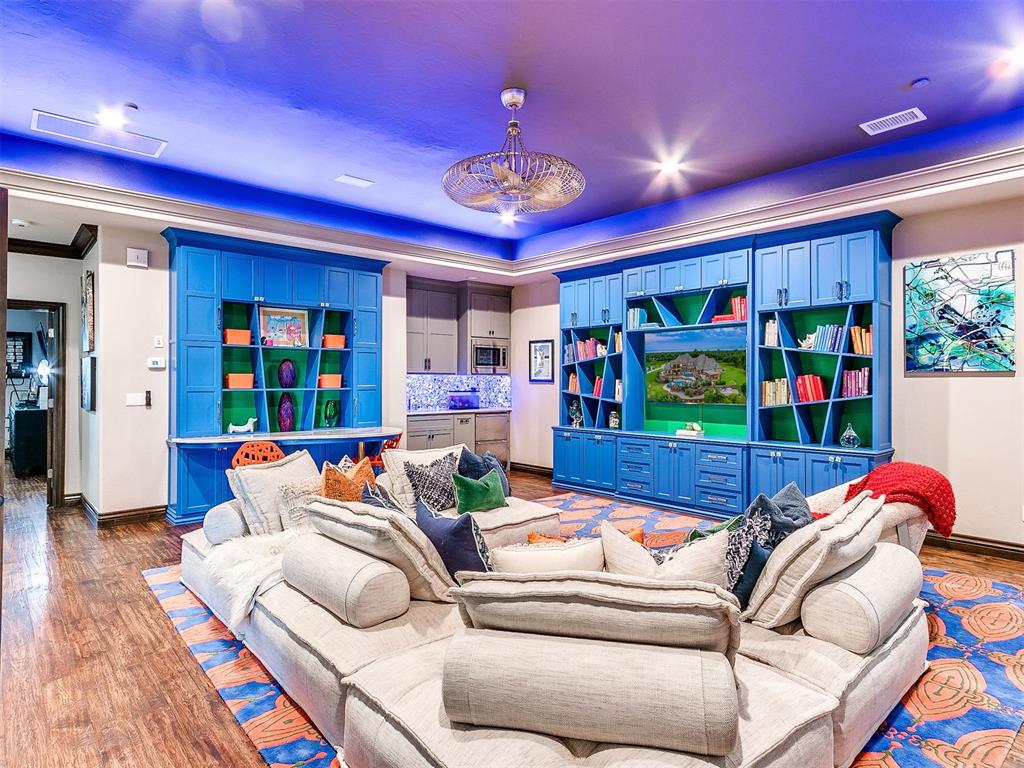 10201 SE 74th Street