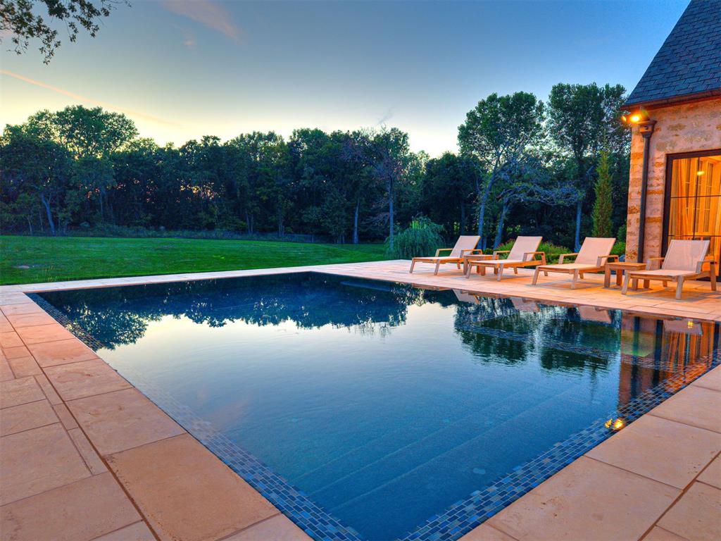 2909 Spring Crest Circle