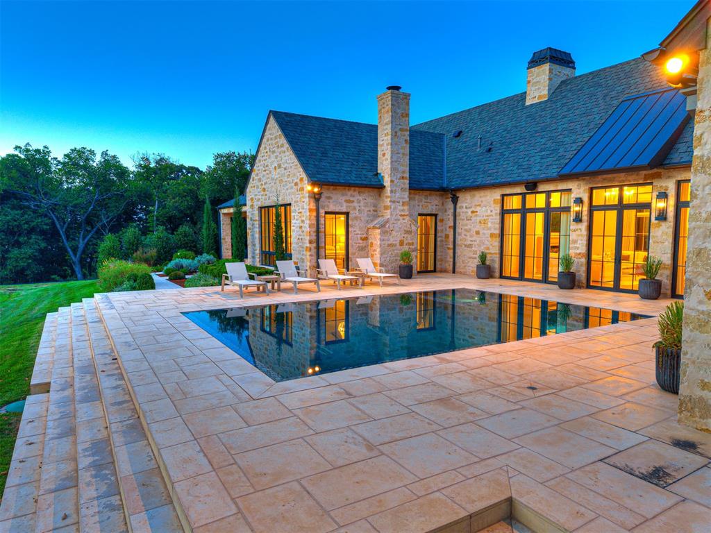 2909 Spring Crest Circle