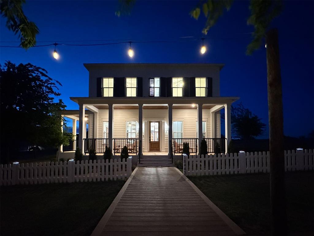 18443 Boardwalk Crossing