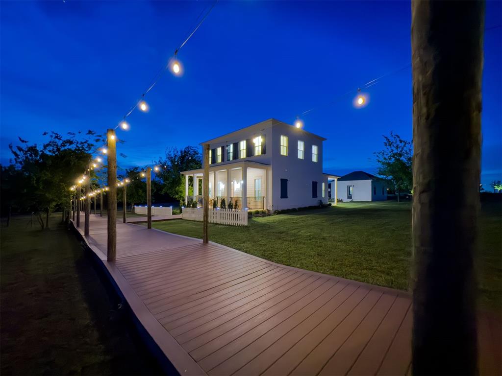 18443 Boardwalk Crossing