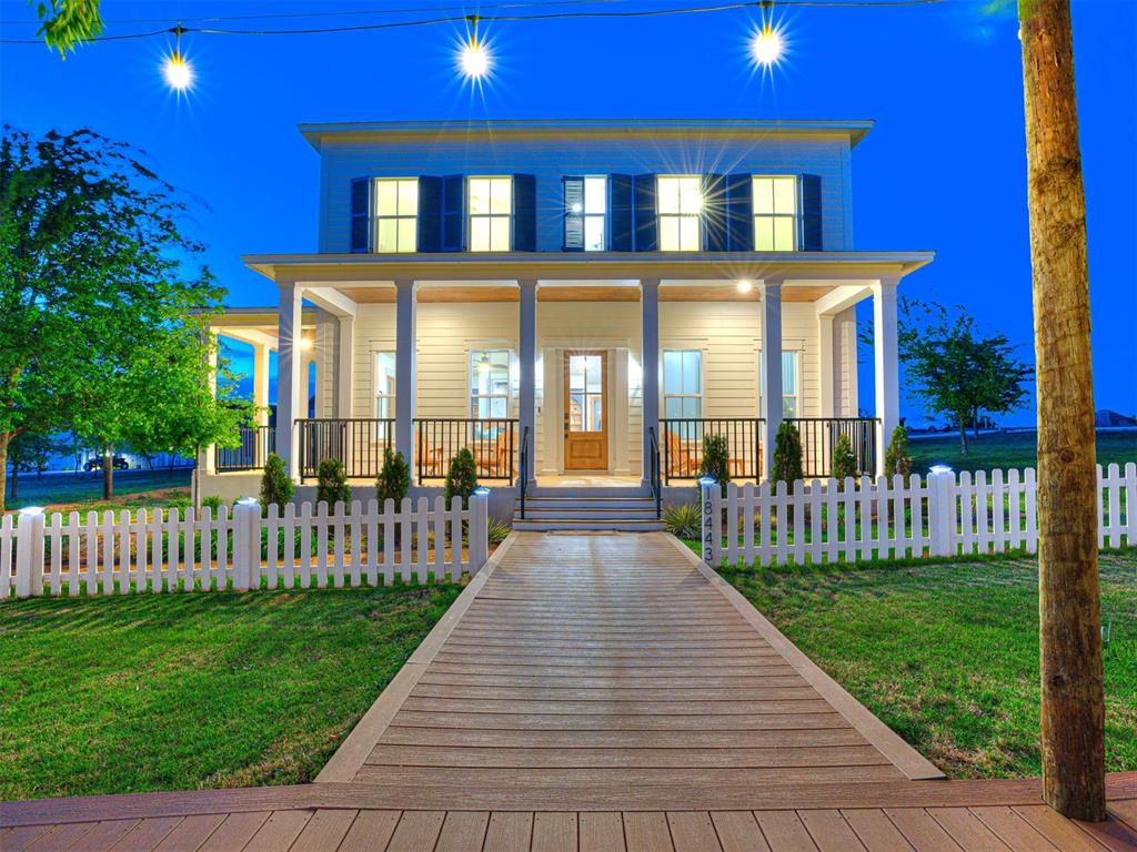 18443 Boardwalk Crossing