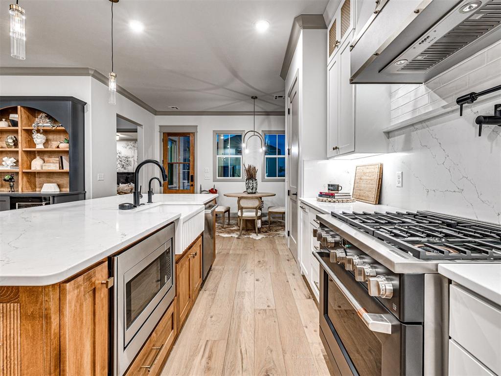 18443 Boardwalk Crossing