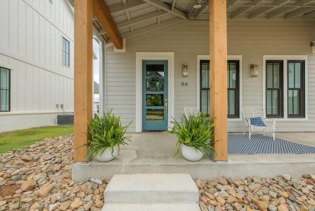 44 Ramble Along Road