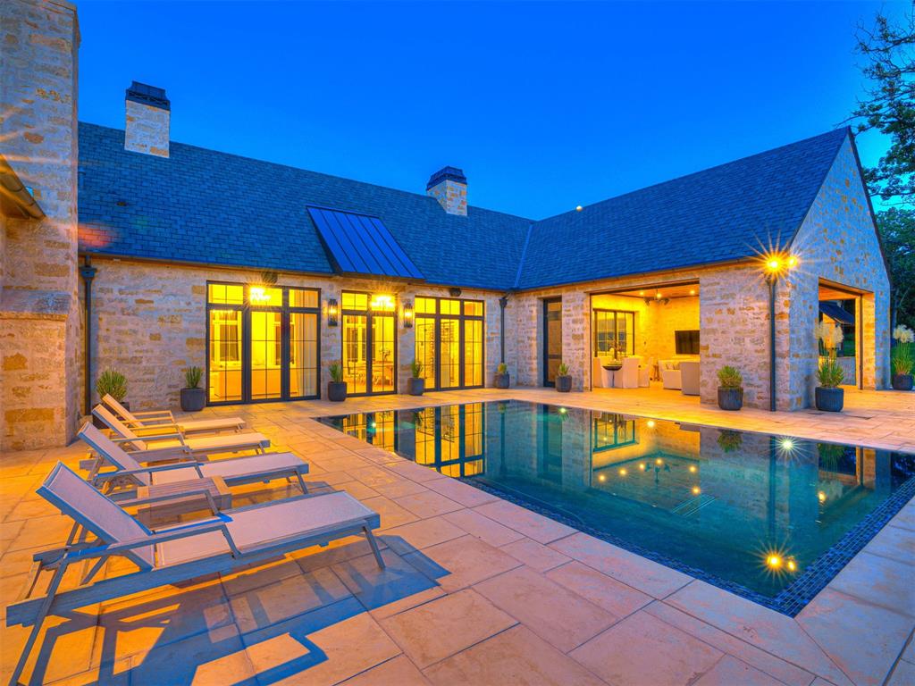 2909 Spring Crest Circle