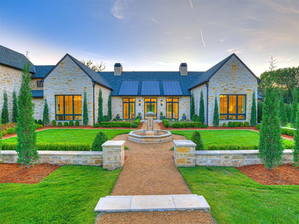 2909 Spring Crest Circle