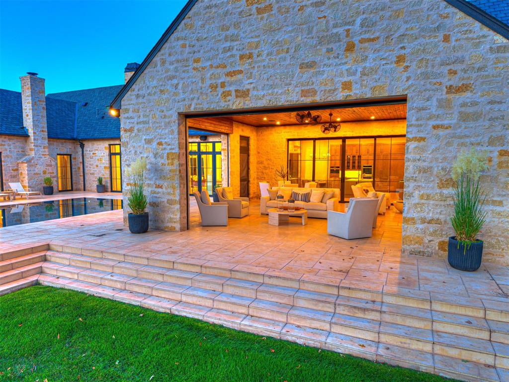 2909 Spring Crest Circle