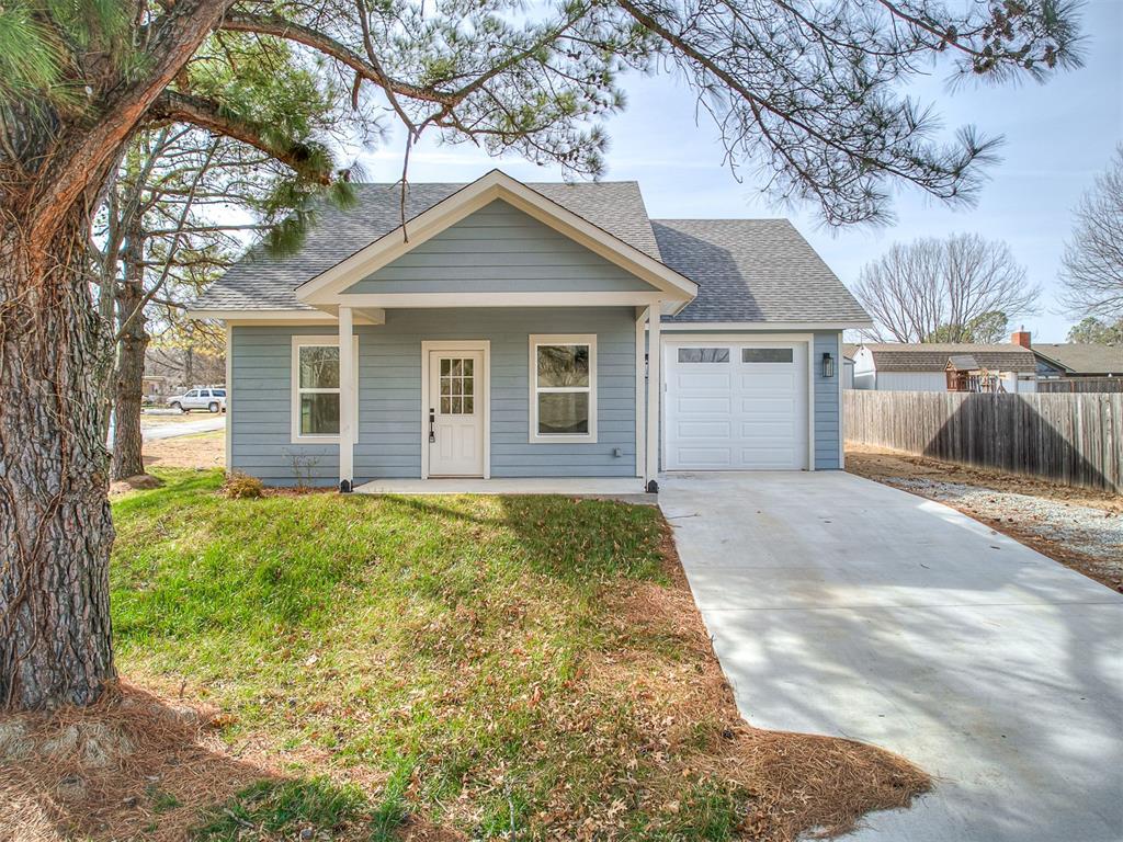 1701 E McGill Circle