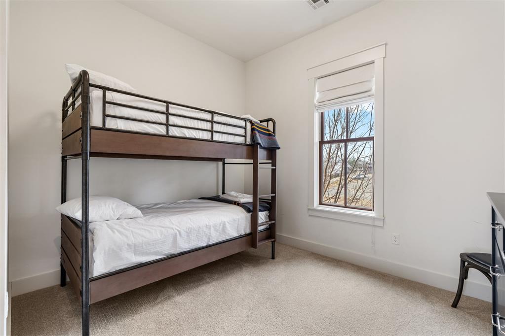 29 N Water Street Unit: 7