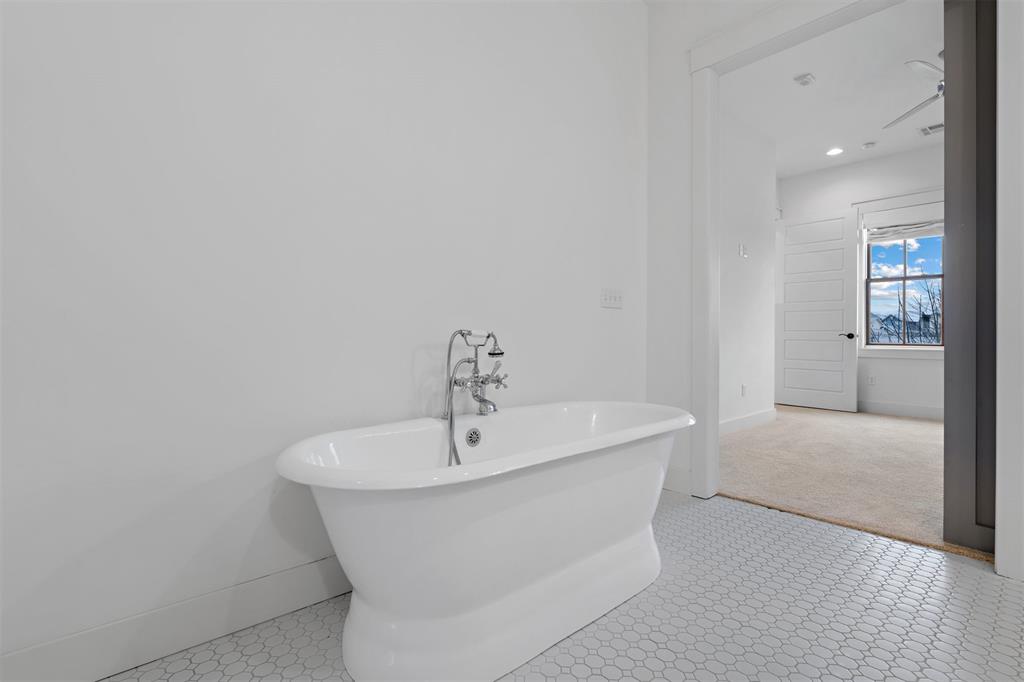 29 Water Street Unit: 5