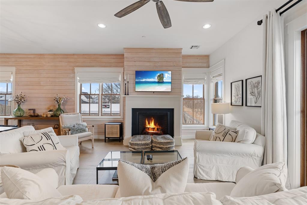 29 Water Street Unit: 6