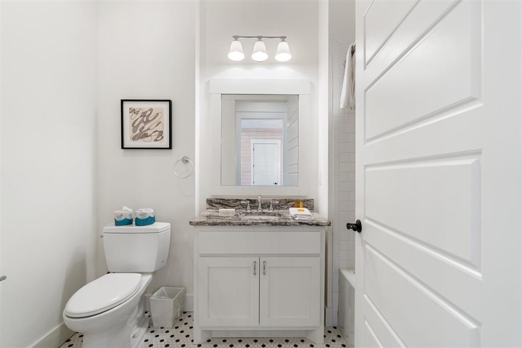 29 Water Street Unit: 8