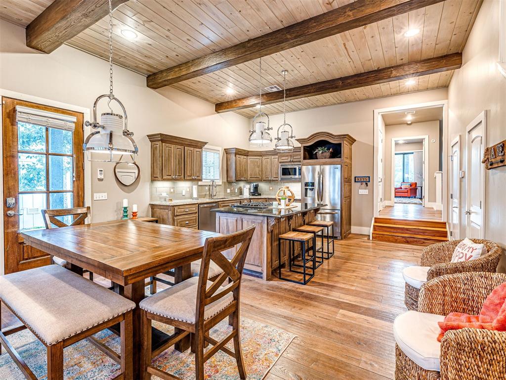 37271 S Cliff Crest Drive