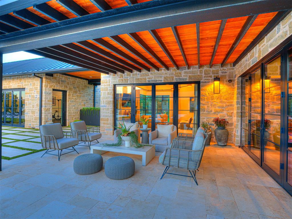 3003 S Country Club Road