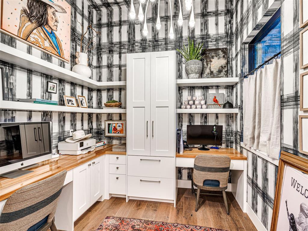 3003 S Country Club Road