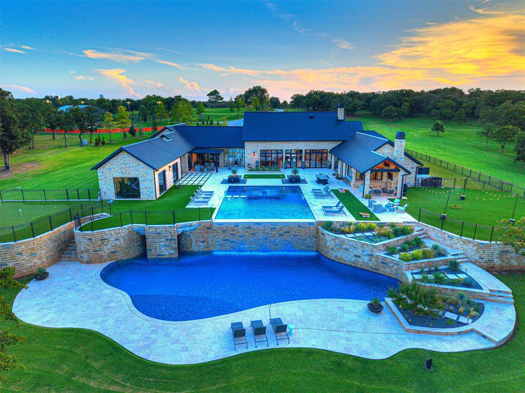 3003 S Country Club Road