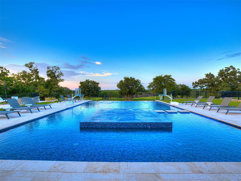 3003 S Country Club Road