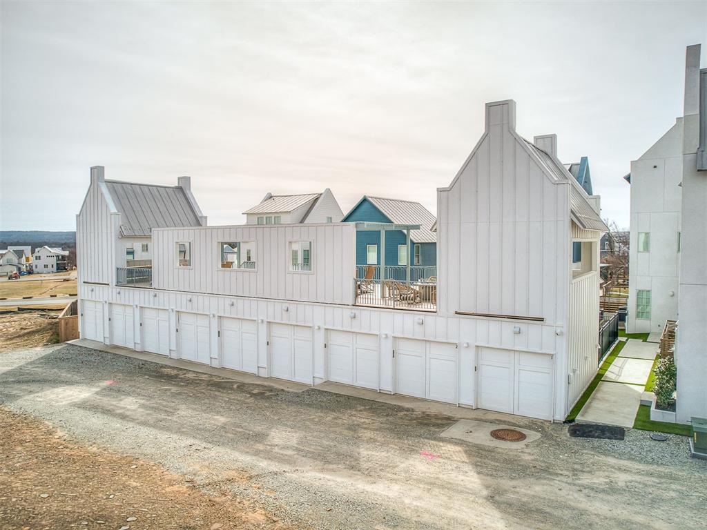 53 Lower Greenway Unit: C