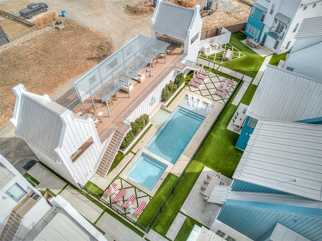 53 Lower Greenway Unit: C