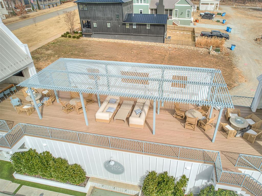 53 Lower Greenway Unit: C