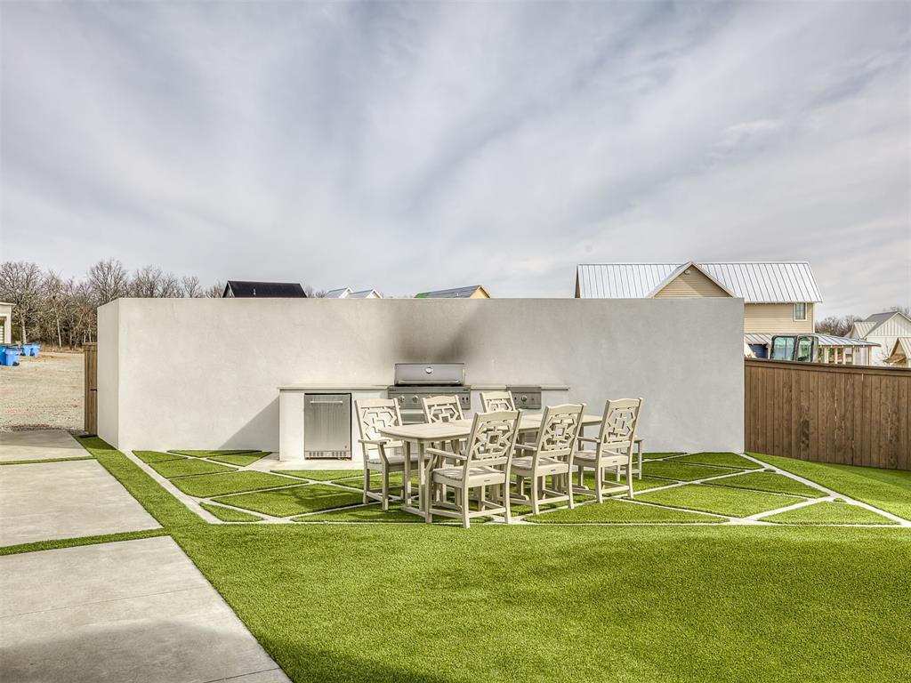 53 Lower Greenway Unit: C