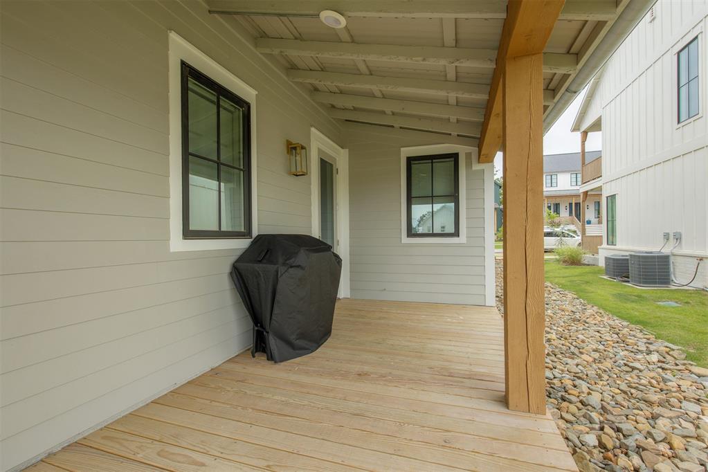 44 Ramble Along Road