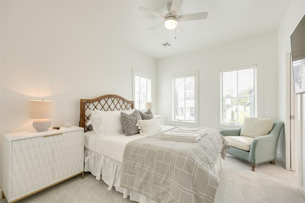 44 Ramble Along Road