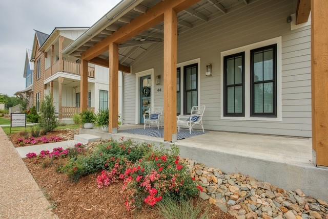 44 Ramble Along Road