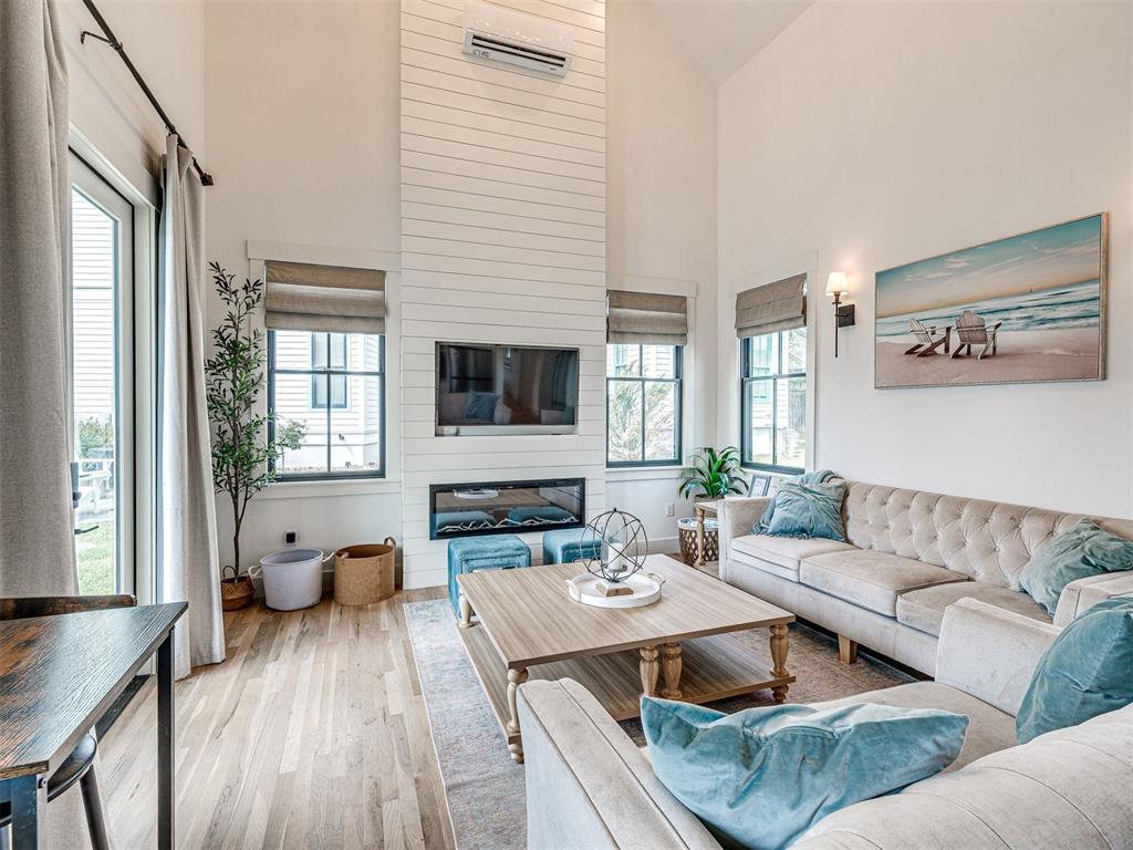 36 Firefly Lane