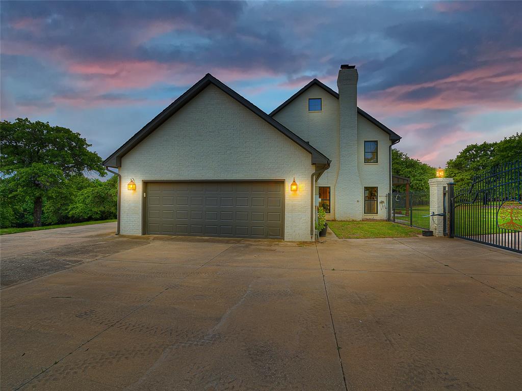 13500 Three Oaks Drive
